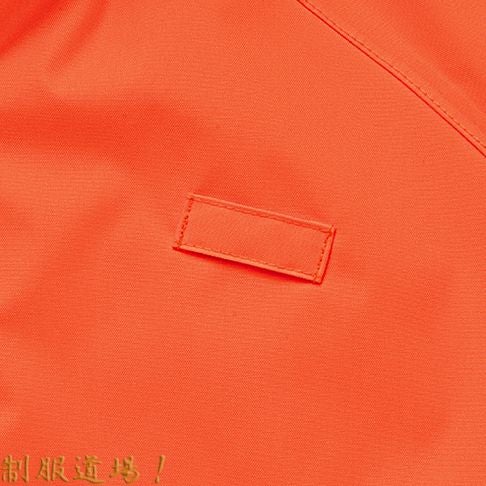 無線のひもを通す部分