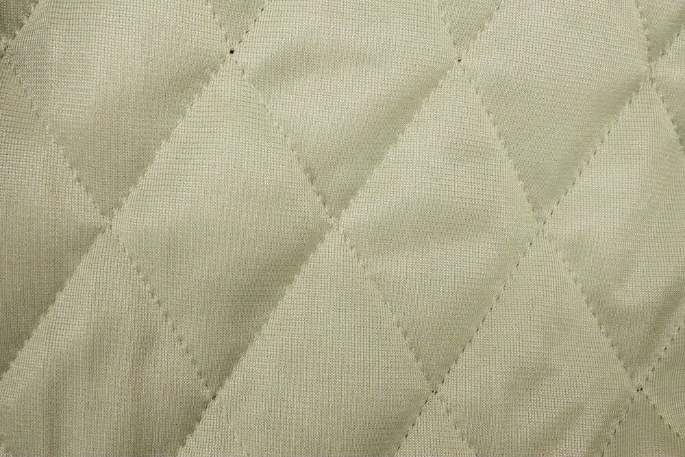 裏ポリエステルキルト（身頃のみ）