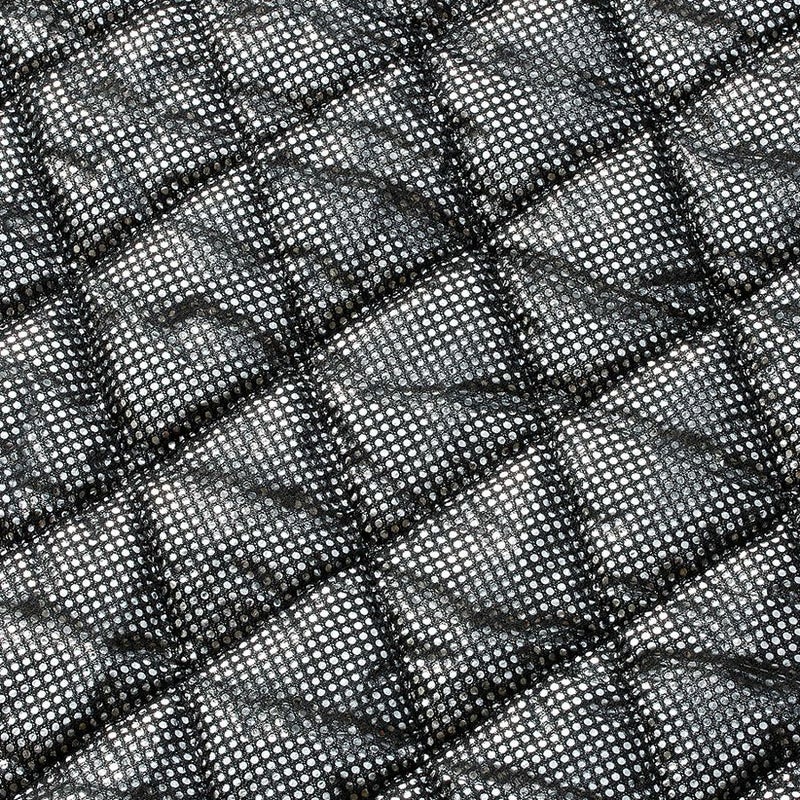 保温性抜群の裏アルミキルトを採用しています。