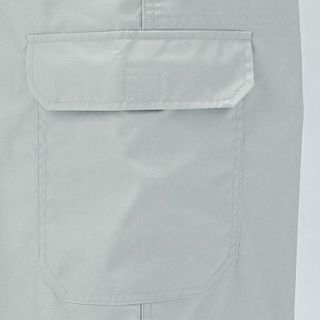 脚部両サイドには小物を入れるのに便利なポケットを付けました。<br>もちろんオーバーフラップ付き。