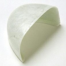 つま先は高強度の樹脂製の先芯入り<br>30cmのみ鋼鉄製の先芯です。