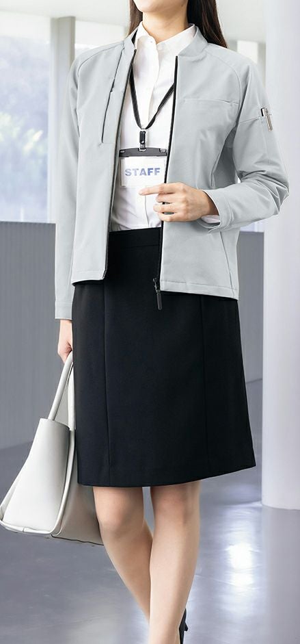 女性