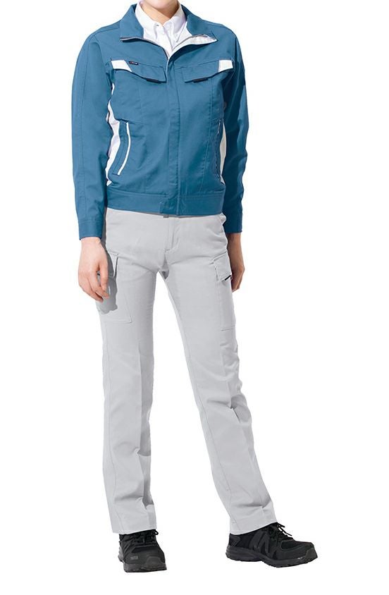 女性
