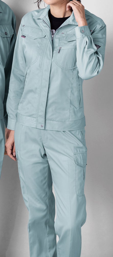 女性