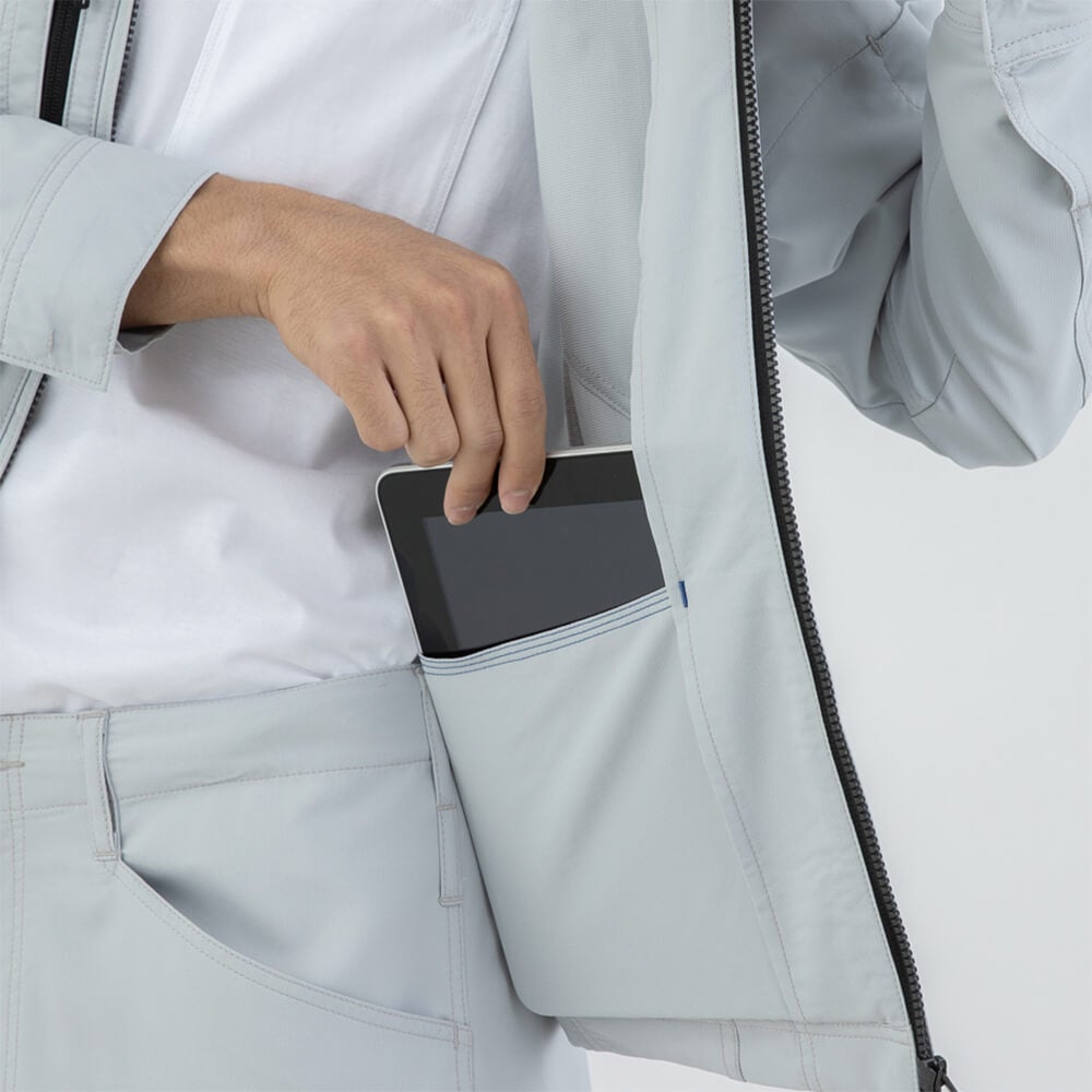 タブレットも入る左内ポケット<br>※11インチまで