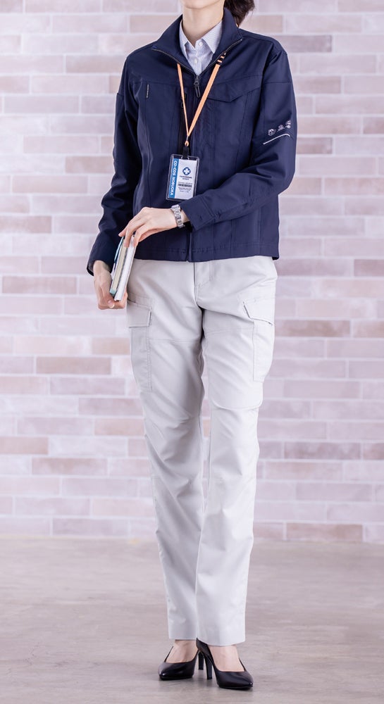 女性