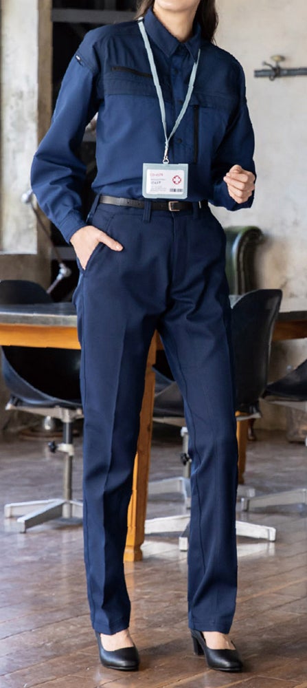 女性