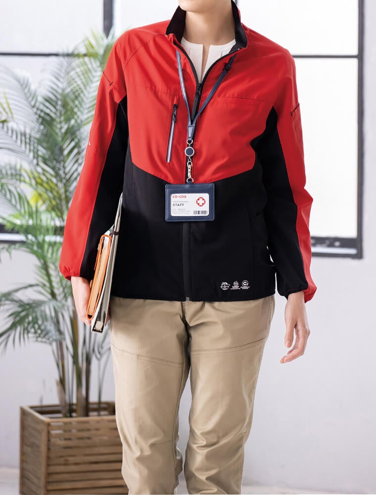 女性