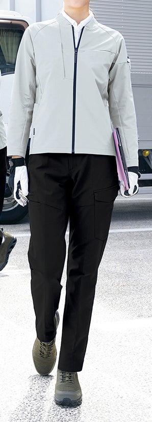 女性