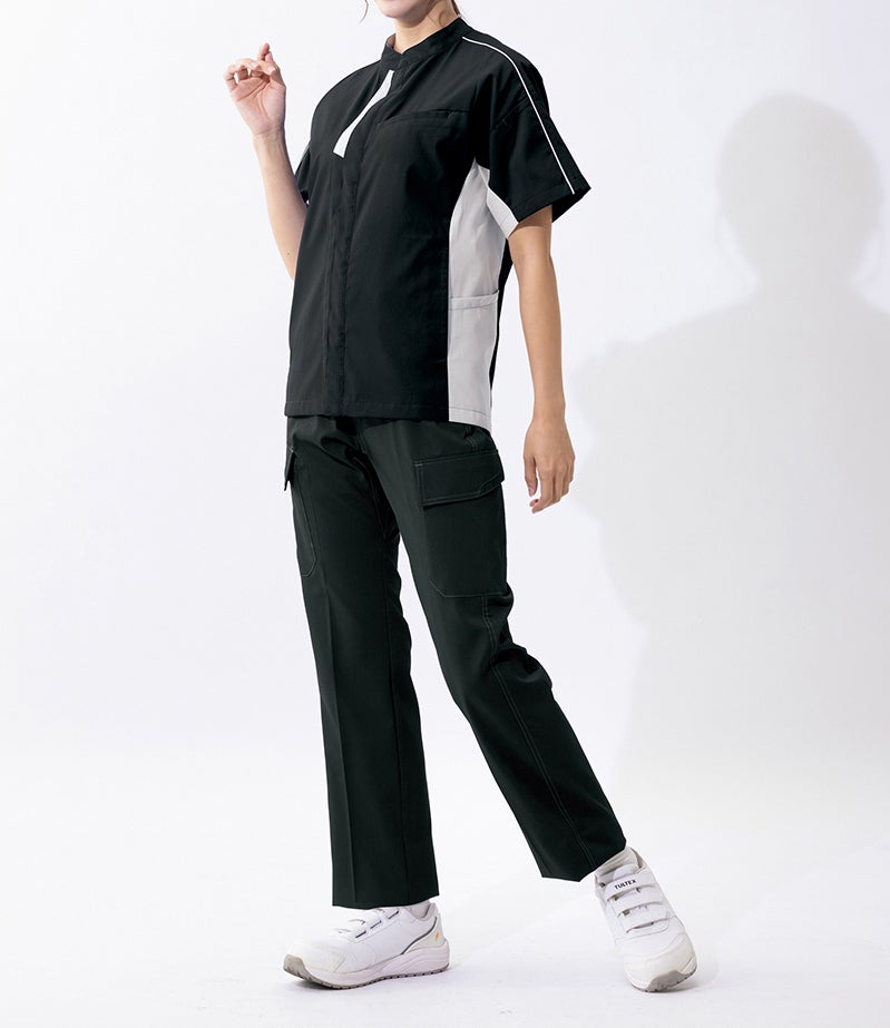 女性