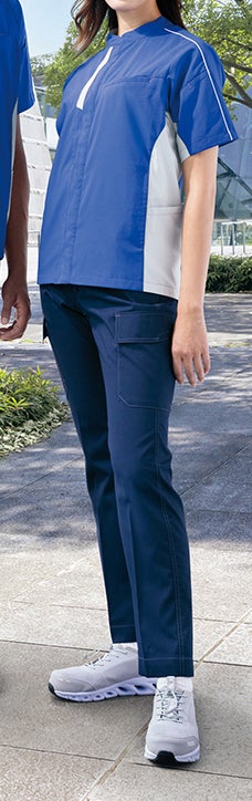 女性