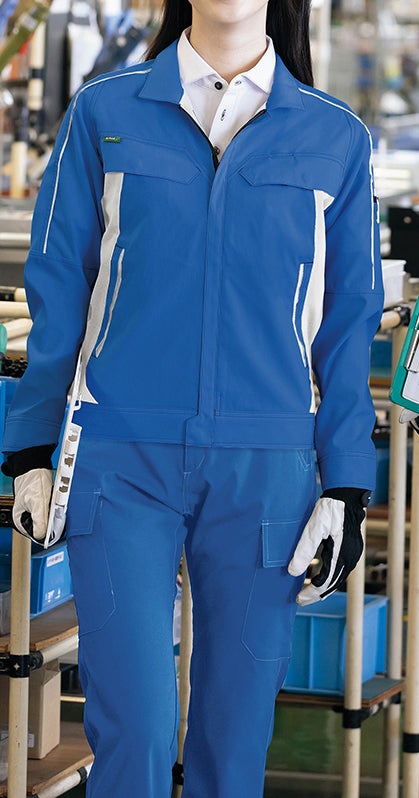 女性