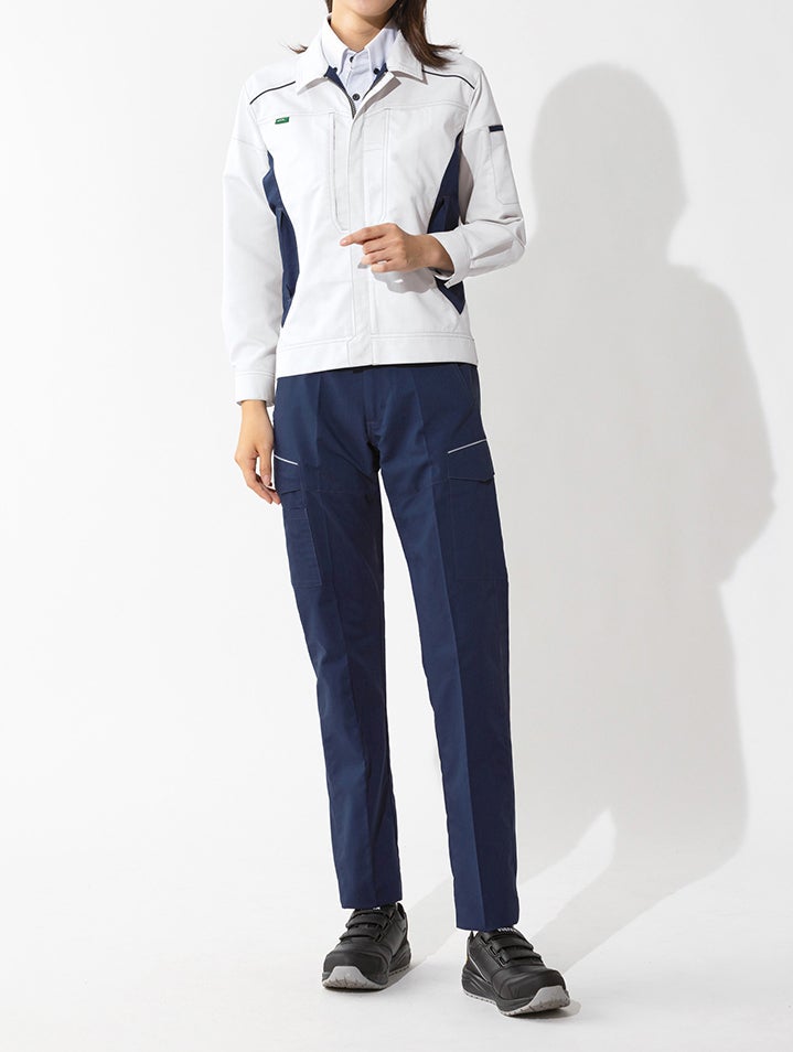 女性