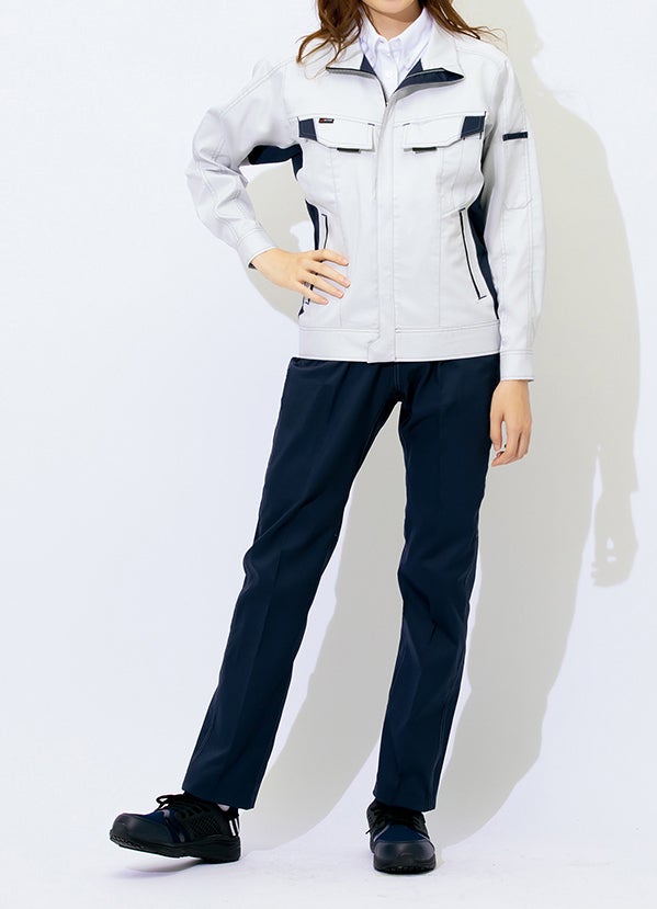 女性