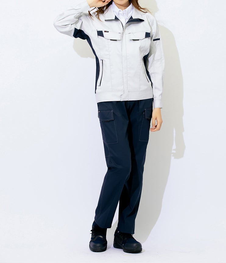 女性